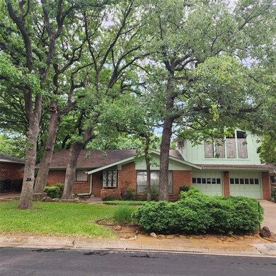 717 W Cheryl Ave, Hurst, TX 76053 - photo 2