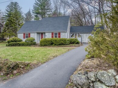 185 Wakefield St, Reading, MA 01867 - photo 4