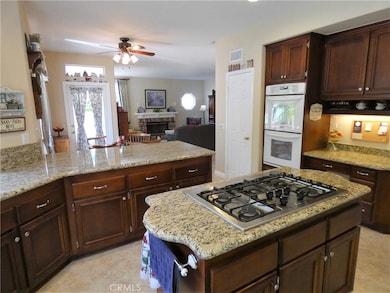 31851 Via Saltio, Temecula, CA 92592 - photo 5