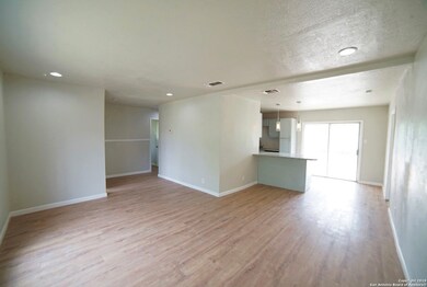 4714 Kay Ann Dr, San Antonio, TX 78220 - photo 2
