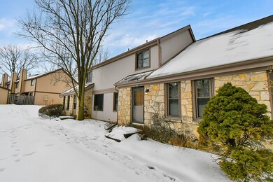 6287 Rutherford Place unit B, Columbus, OH 43213 - photo 2