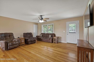 1025 Halifax Rd, Holts Summit, MO pr07