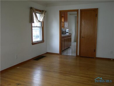 2725 127th St, Toledo, OH 43611 - photo 3