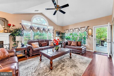 9917 Middle Mill Dr, Owings Mills, MD 21117 - photo 4