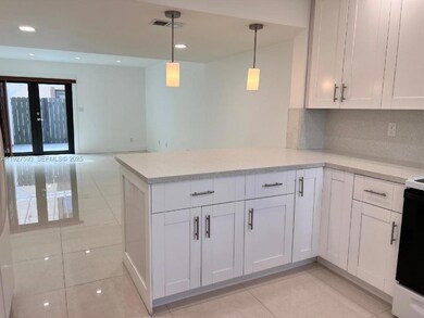 6231 SW 138th Ct unit G, Miami, FL 33183 - photo 3