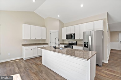 40 Mdg Ct, Berkeley Springs, WV 25411 - photo 4