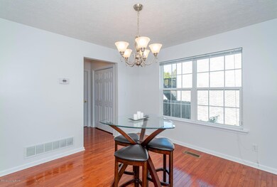 7436 Apple Mill Dr, Louisville, KY 40228 - photo 7