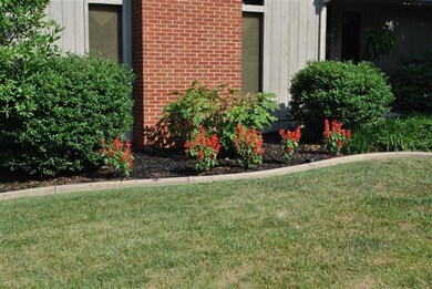 216 Farmbrook Cir, Frankfort, KY 40601 - photo 3