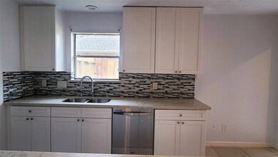 3903 Almington Ln, Houston, TX 77088 - photo 5