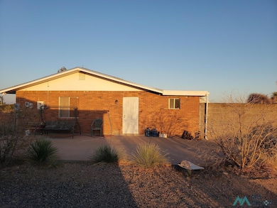7560 N Boundary St, Columbus, NM 88031 - photo 2