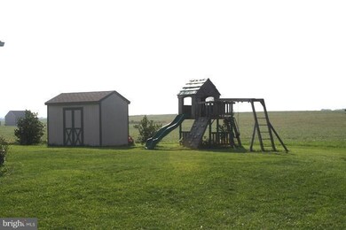 11069 Kay St, Greencastle, PA 17225 - photo 5