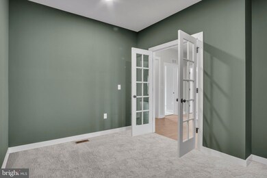 910 N Lincoln St unit 2-01, Palmyra, PA 17078 - photo 5