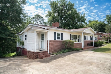 290 Beacon Light Rd, Spartanburg, SC 29307 - photo 2