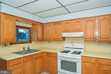 31 S F St, Keyser, WV 26726 - photo 6