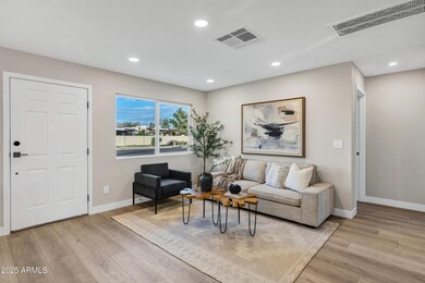 7149 E Jensen St-7