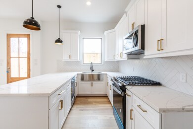 3304 Live Oak St, Houston, TX 77004 - photo 6