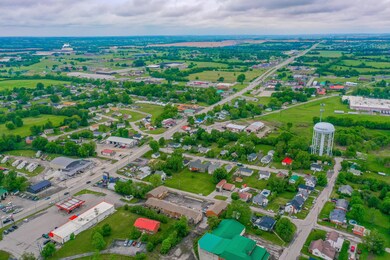 42 Ewing Ave, Harrodsburg, KY 40330 - photo 4