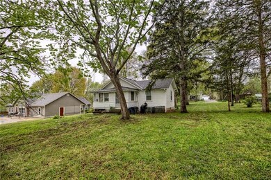 6017 Mastin St, Shawnee, KS 66203 - photo 4