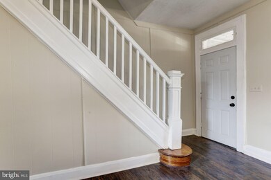 28 N Ellamont St, Baltimore, MD 21229 - photo 2