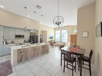 1151 Eastview Dr, Canyon Lake, TX 78133 - photo 2