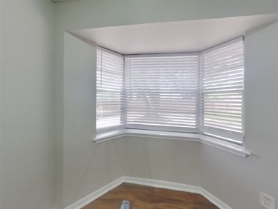 13154 Winding Wood Dr, Houston, TX 77038 - photo 4