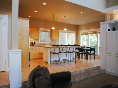 19660 Rafters Ct, Bend, OR 97702 - photo 3