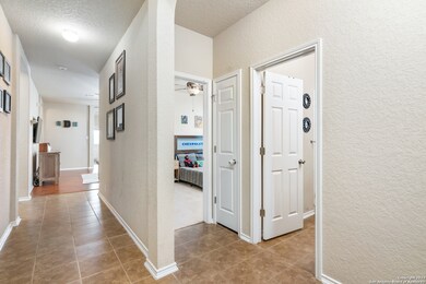 9406 Palomino Path, San Antonio, TX 78254 - photo 4