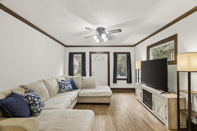 1125 6th St E, Saint Paul, MN 55106 - photo 6