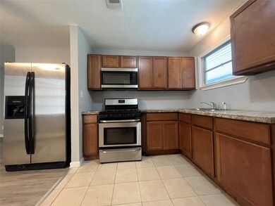 3910 Ward St, Houston, TX 77021 - photo 7