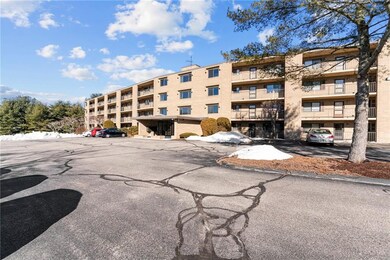 650 E Greenwich Ave unit 2-107, West Warwick, RI 02893 - photo 3