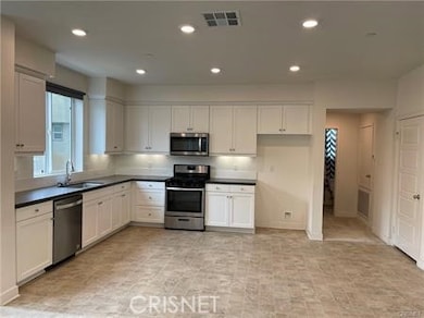 12752 N Watt Ln unit D, Sylmar, CA 91342 - photo 2