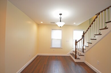 840 Fellsway unit 840, Medford, MA 02155 - photo 7