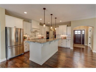 Beautiful Center Island Kitchen