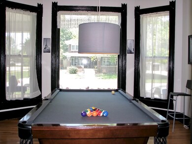 301 E Van Allen St, Tuscola, IL 61953 - photo 2