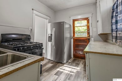 4215 Camden Ave, Omaha, NE 68111 - photo 6