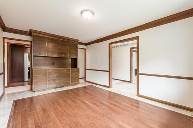 DiningRoom Built-In