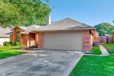 7513 Dana Ln, North Richland Hills, TX 76182 - photo 3