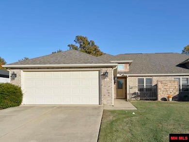 213 Turnberry Ct, Mountain Home, AR 72653 - photo 2