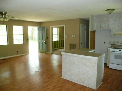 4368 Chick A Dee Ln, Macon, GA 31216 - photo 5