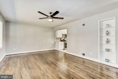2117 Chapman Rd, Hyattsville, MD 20783 - photo 5