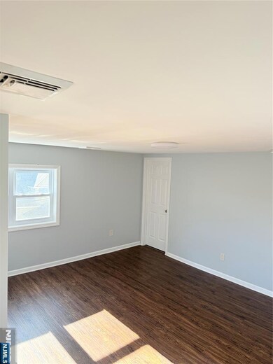 95 Thompson Ave unit B, Dover, NJ 07801 - photo 5