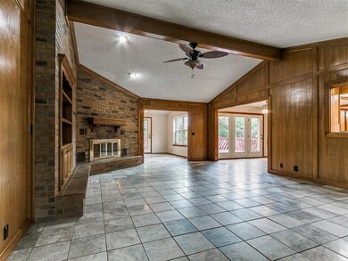 908 Carfax Rd, Edmond, OK 73034 - photo 6