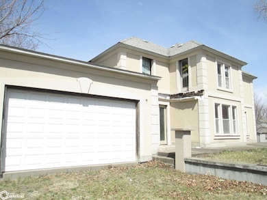 1003 Orchard Ave, Chariton, IA 50049 - photo 2