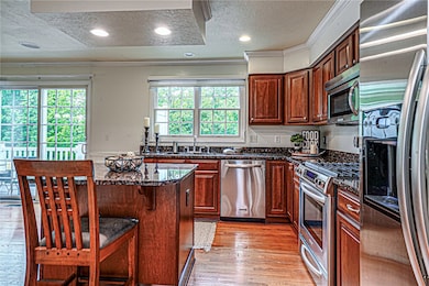 Expansive windows flood the space with an abundanc