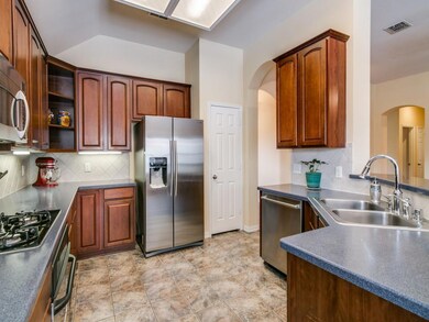 1316 Valley Stream Dr, Wylie, TX 75098 - photo 6