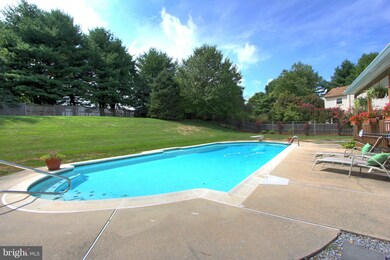 8312 Wehland Ct, Laurel, MD 20723 - photo 4
