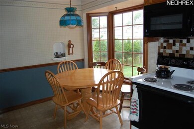 5100 Clement Ave, Maple Heights, OH 44137 - photo 5