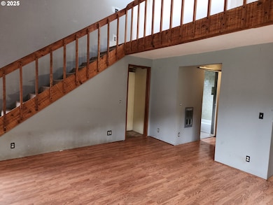 24626 Demming Ridge Rd, Elmira, OR 97437 - photo 6