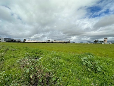 743 La Guardia St, Salinas, CA 93905 - photo 4