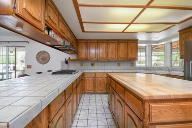 MON_3483-HDR-Edit